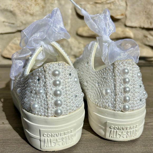 White bedazzled pearl platform converse - Picture 5 of 7